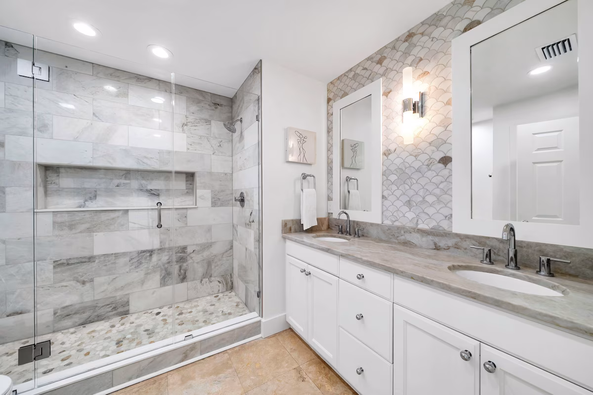 Primary 2 Ensuite Bathroom
